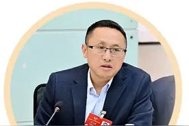 聚焦全国两会·建真言 献良策 | 王小龙委员：加强推动西部地区科技创新和产业融合发展图片
