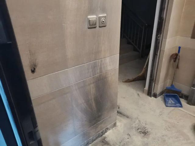 以案普法 | 进楼入户、飞线充电……“小电驴	”这些行为已违法！