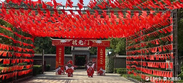 武定府衙节日气氛浓浓