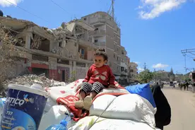 联合国机构：约80万巴勒斯坦人逃离拉法图片