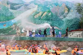 尧山大峡谷漂流动漫啤酒节在河南鲁山举行图片