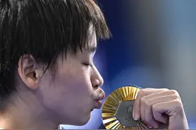 全红婵再次上演“全满分”的完美跳水 中国梦之队实现历史传承图片