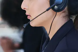 12345热线“越界”诉求围困基层图片