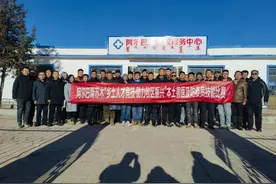 畜牧高手同台竞技 检验技能展示实力 ——阿尔巴斯苏木举办首届“乡土人才竞技·助力牧区振兴”本土兽医…图片