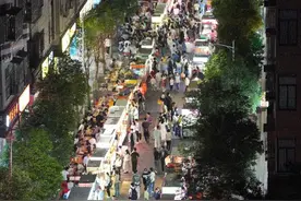 深圳“开放摆摊”首周调查：有条例无细则 随意摆卖重回街头图片