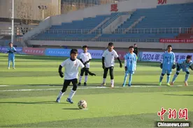 燃情冬日“足”够精彩 2024年兰西城市群青少年足球赛开赛图片