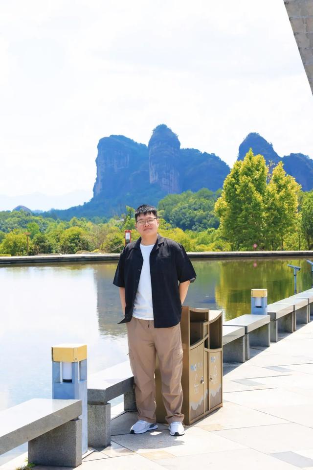 吉隆坡直飞首航抵赣！首站打卡龙虎山，遇见山水秘境！