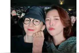 被爆带留置针看张杰演唱会，谢娜晒照回应图片