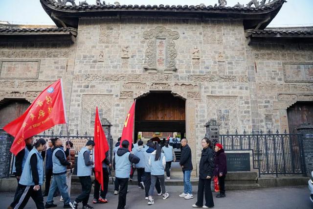 十二载初心不改，巴中青年再踏“重走红军路”征程