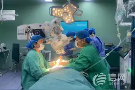 青大附院多院区紧急接力救治 为伤者成功保肢图片