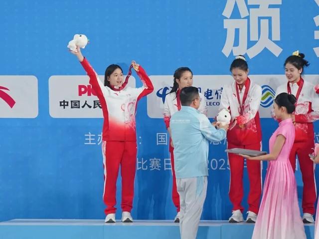 归来仍是王者！全红婵三个字回应复出夺冠