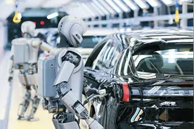 一群机器人在工厂“打工”图片