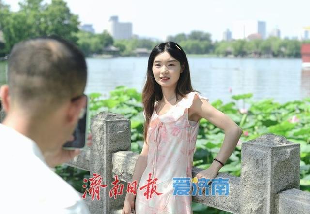 一年四季 泉在济南丨“荷”其有幸相约泉城，济南第39届荷花艺术节开幕了