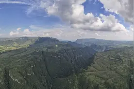 读懂广州·粤韵丨南岭风光无限好 山川秀丽入岭南图片