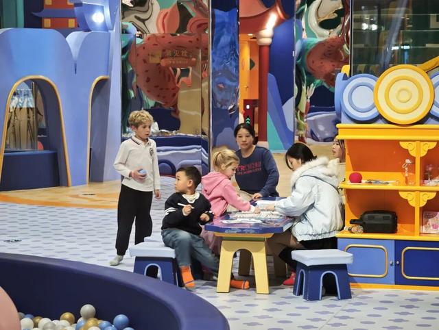 3折大促！上美影泡泡米开业半年接待超54000人次