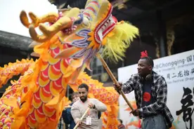 在渝尼日利亚留学生张瀚文：我成为了“龙的传人”图片