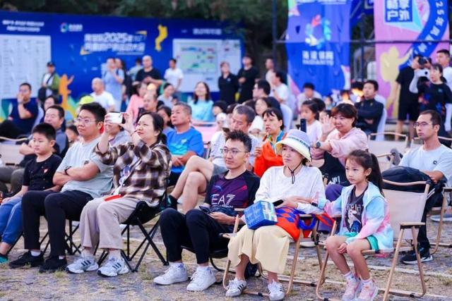 音乐美食、露天电影！入夜，凤凰岭精彩继续