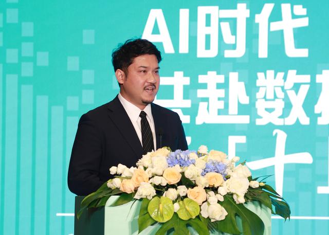 磁带大小塞入75TB数据，日本巨头掏出AI存储黑科技