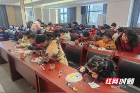 传统文化绘童心——手绘京剧面具图片