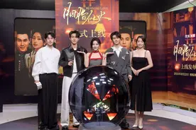 《胭脂似火》开播， 许佳琪现场壁咚李卓扬甜度爆表图片