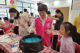 “非遗里的她经济”！大浪街道龙平社区开展传统文化系列再就业赋能活动图片