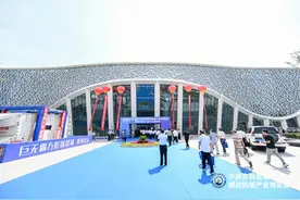 沉浸式体验中原农谷首届振动机械产业博览会，“硬实力”太抢眼图片