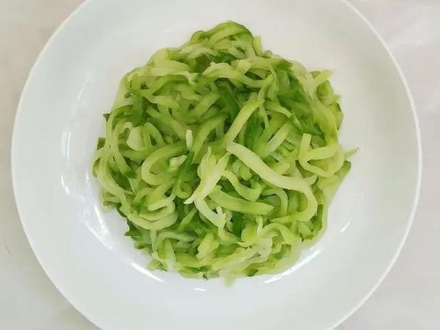这瓜种一棵，够一村人吃20年！比黄瓜甜，比西瓜脆，还是补钾高手！