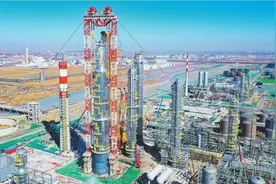 牢记嘱托显担当 决胜之年夺全胜丨重塑老产业 抢占新赛道 布局向未来——来自盘锦市加速构建现代化产业体系的报道图片