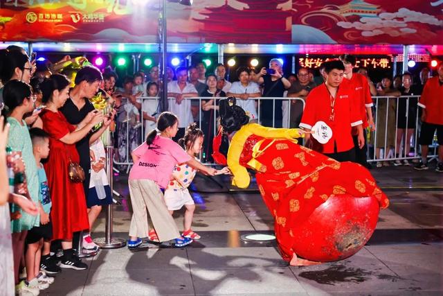 火爆！“大唐不夜城”来无锡了