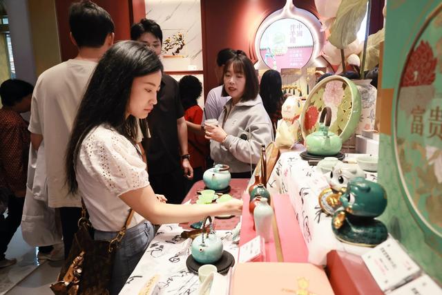 郑州亳都·新象：3600年商都与潮牌相遇 把历史逛成新时尚