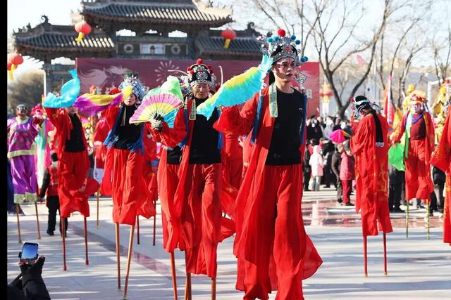 2026迎春灯会 | 点亮即火爆！域外游客纷至沓来好评不断