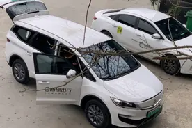 网约车老三曹操出行港股敲钟，超8成订单来自聚合平台图片