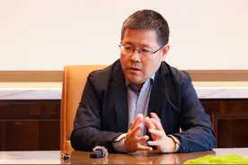 著名人文财经观察家秦朔：中小企业想要拥有光明前景，只能走创新之路图片