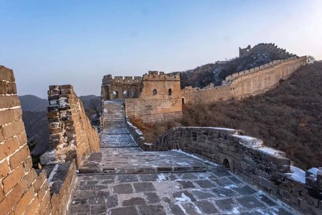 冬日来金山岭长城感受壮丽非凡、韵味独特的自然画卷