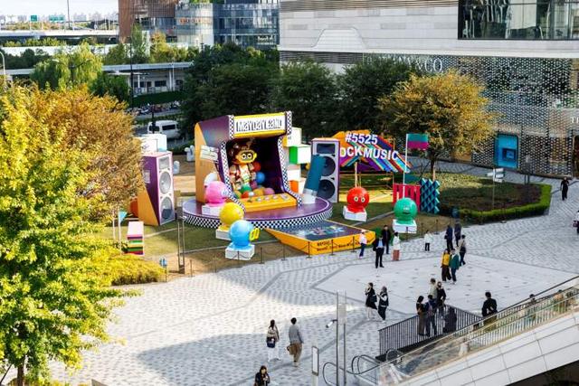 以光与爱之名，星辉共筑冬日都市生活新章，前滩太古里“Let’s Cherish Well璀璨好生活”