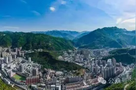 凝心聚力谋发展 锚定目标争先锋——镇安县2025年上半年重点项目建设工作综述图片