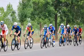 黄河口（东营）公路自行车赛聚赛事“骑迹”，迸发城市运动活力图片