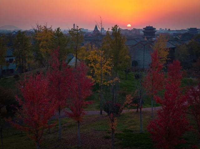 台儿庄古城的入冬六件套，暖暖的很贴心！