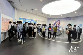 探数学真理之趣，绽研学友谊之花！穗梅两地三校开展主题研学联谊活动图片