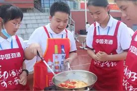 劳动节比做菜！想不到现在初中生的厨艺这么赞图片