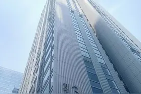 惠州核心商务区一小区被投诉消防通道被占用，部门：整改图片