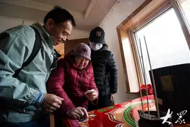 迟到了37年的重逢与告别图片