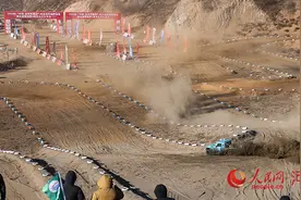 “中国·阜平东南山”杯 全地形越野场地挑战赛燃情开赛图片