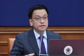 法院签发尹锡悦拘留令引发暴力事件 韩国代总统要求警方严查图片
