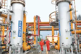 中国首个大型页岩气田上半年油气产量双增长图片