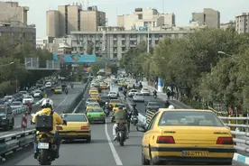 伊朗回应以色列打击图片