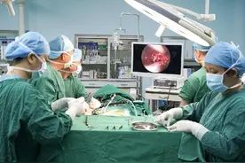 腰臀痛、下肢麻木……或祸起腰椎疾病，微创新技术简化复杂治疗图片