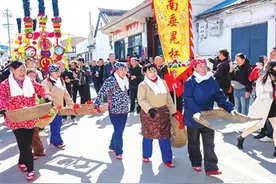 传统庙会上的“现代味”图片