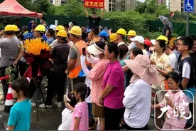 “合肥10元快餐爆火”后续：休息半个月重新出摊，感谢大家支持和关心图片