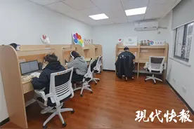 来社区上自习！南京两处公益共享自习室等你来学习图片